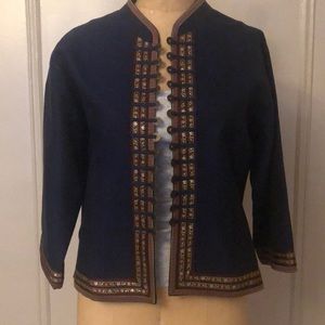 Beautiful!!Embroidered Mandarin Collared Jacket